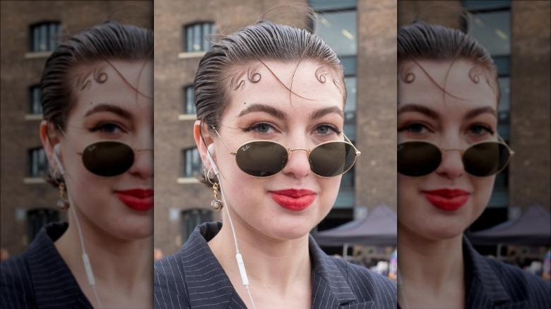 woman with hair spirals