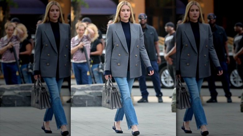 woman wearing gray blazer