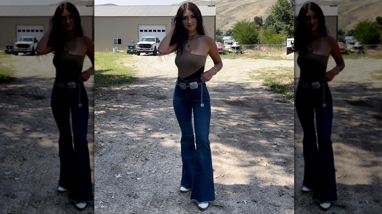 Girl wearing bell bottom jeans