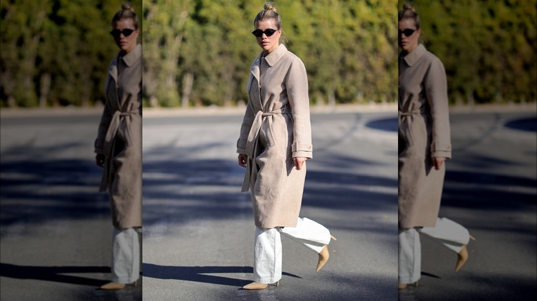 Sofia Richie in neutral and white outfit