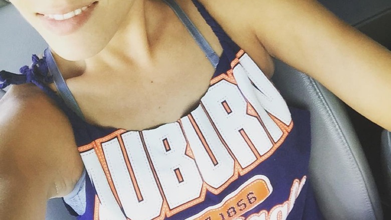 sleeveless old T-shirt