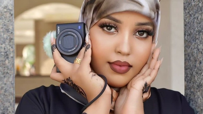 woman posing wearing matte lipstick