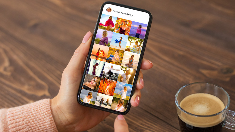 photo gallery on a phone