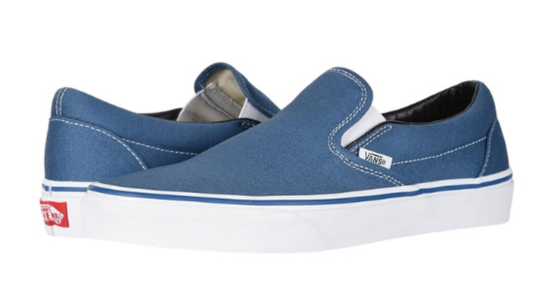 Vans Classic Slip-On™ Core Classics in Navy