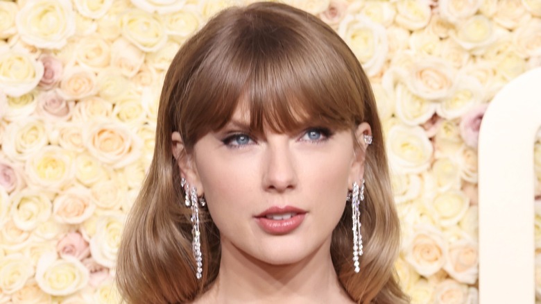 Taylor Swift attends the 81st Annual Golden Globe Awards on January 7, 2024 in Beverly Hills, California (2024)