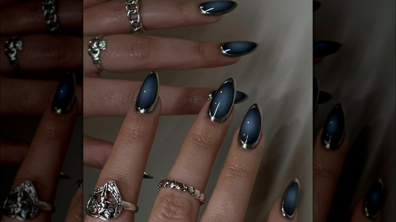 Silver-lined blue aura mani
