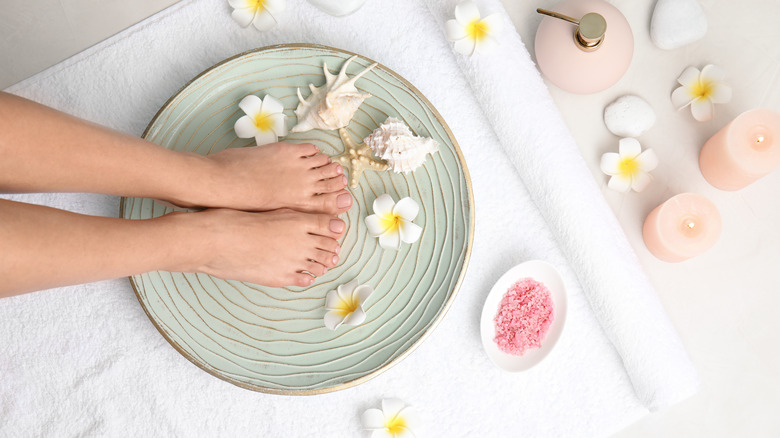 Soaking nails at home