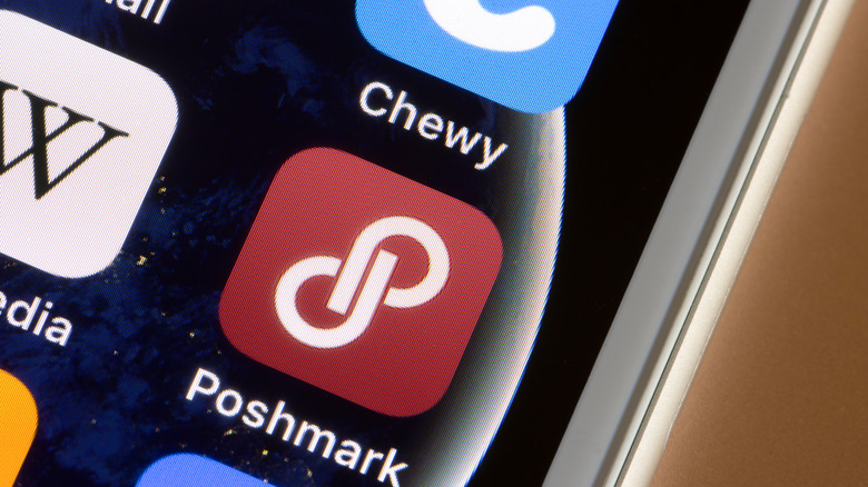 poshmark app on mobile phone