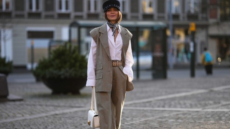 Button-up shirt outfit