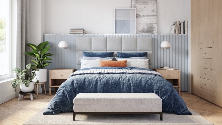 Bed with two nightstands