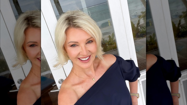 Woman with flippy bob