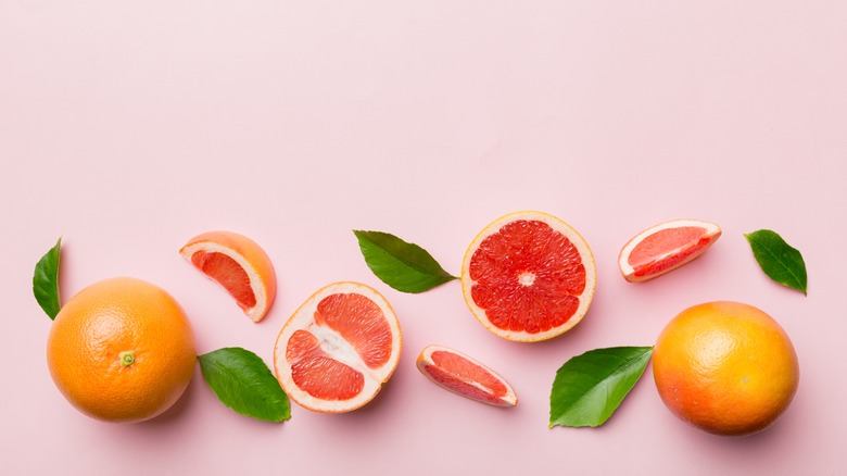 Grapefruit slices