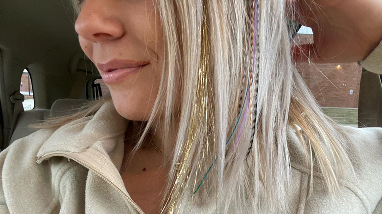 Blonde hair gold tinsel