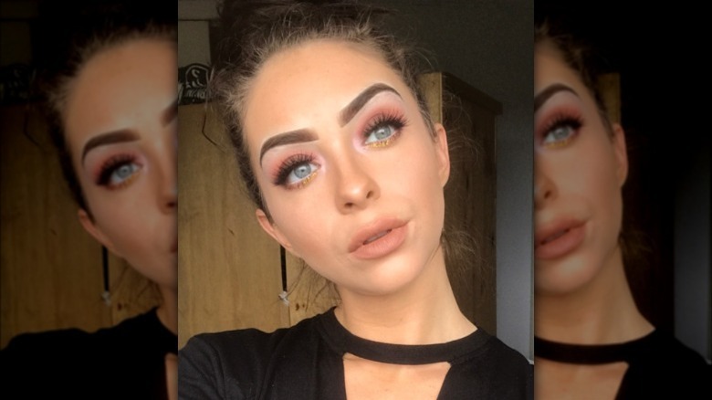 Warm tone eyeshadow and glitter