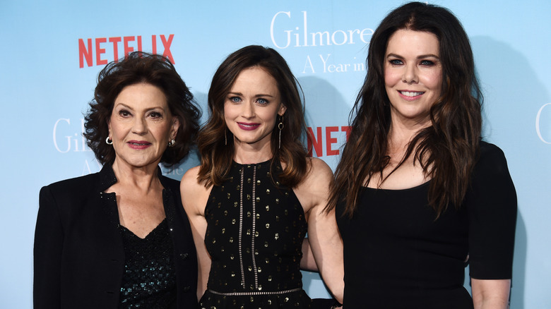 Kelly Bishop, Alexis Bledel, and Lauren Graham on the red carpet for 