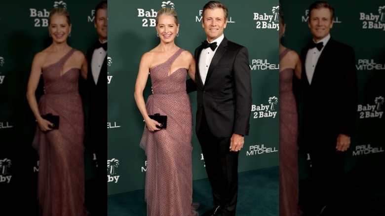 Katherine LaNasa and Grant Show pose together