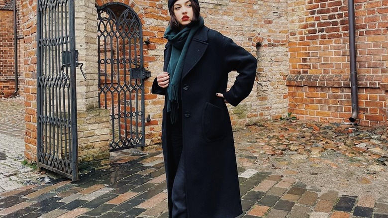 Long black coat outfit