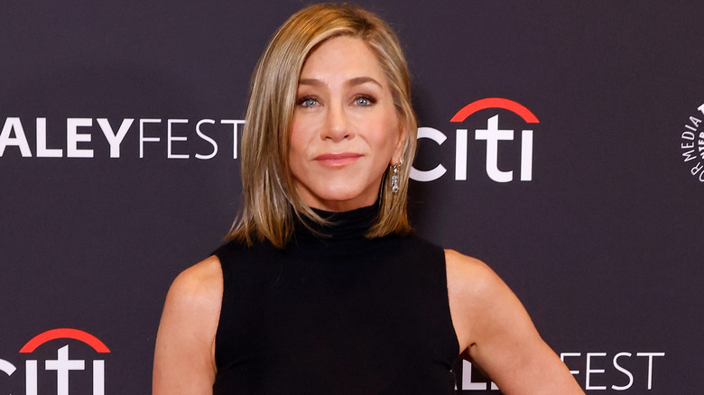 Jennifer Aniston bob haircut