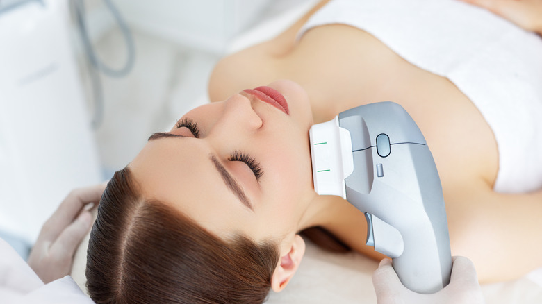 Subdermal skin treatment on face