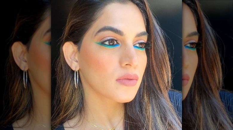 woman with reverse smoky eye