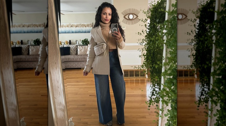 Beige jacket high waisted jeans