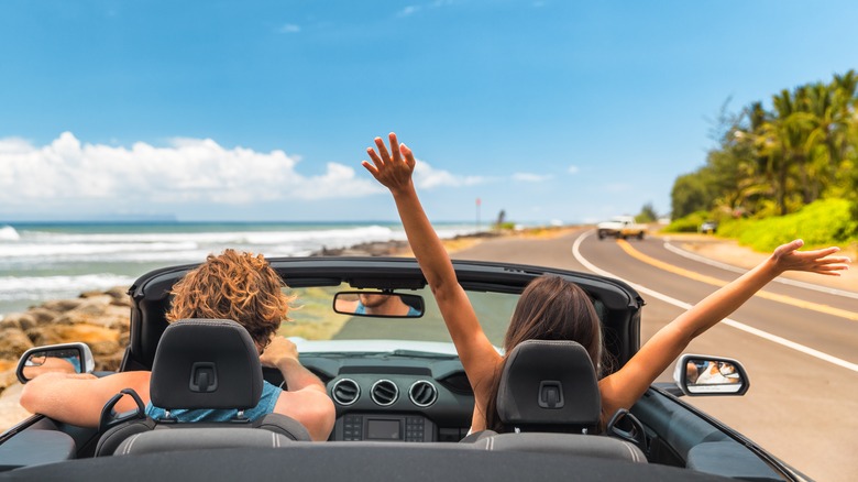 friends driving together