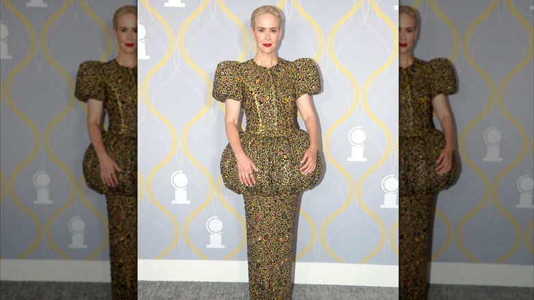 Sarah Paulson wearing a gold gown 2022 Tonys