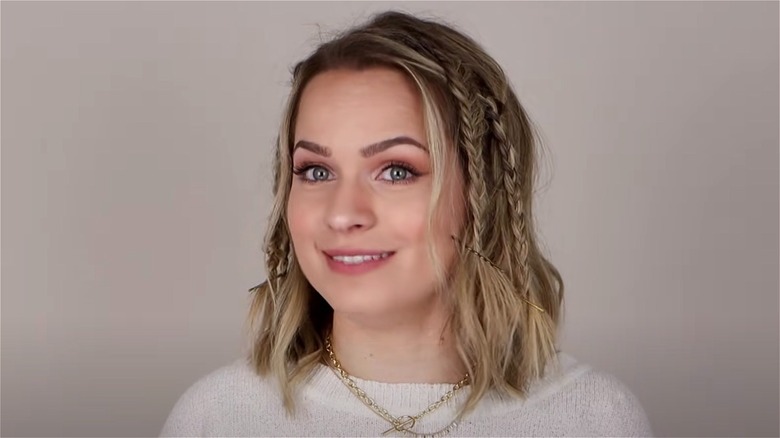 woman with micro braids in hair