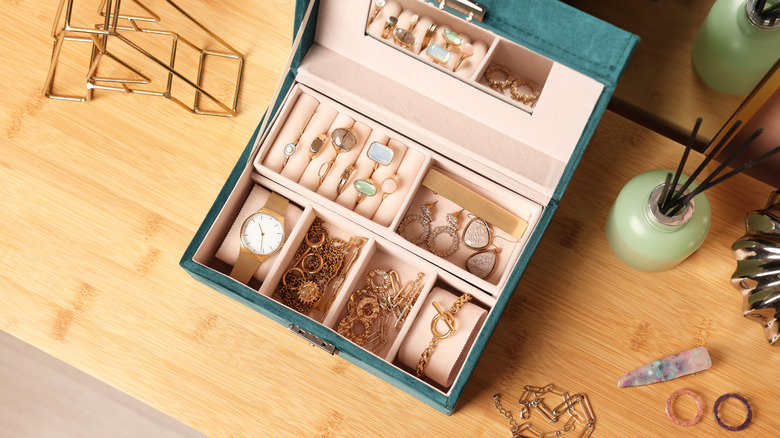 Jewelry box with compartments for easy storage