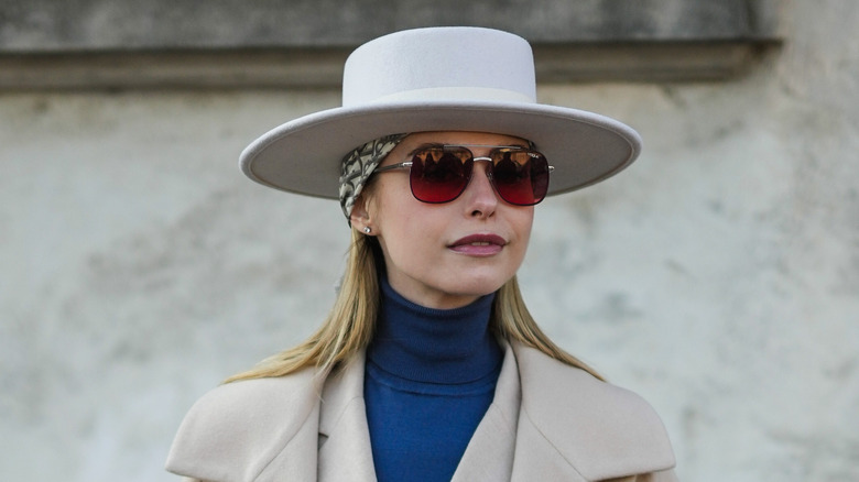 Silk wraps and scarves 