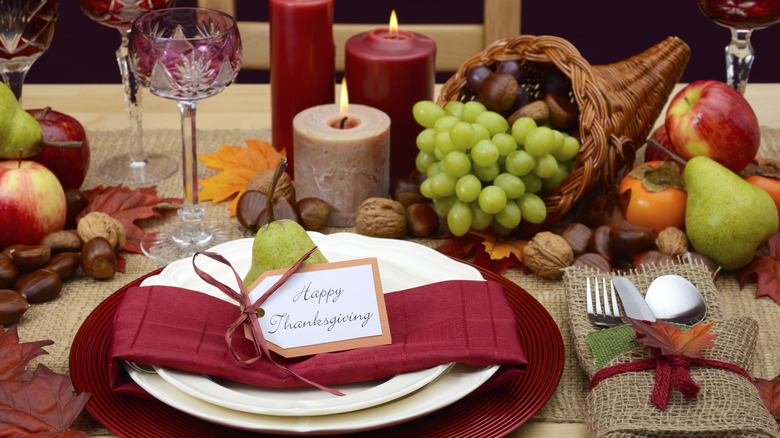 With or without food, centerpieces can sparkle