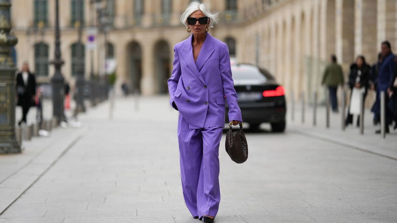 woman wearing oversized lilac blazer