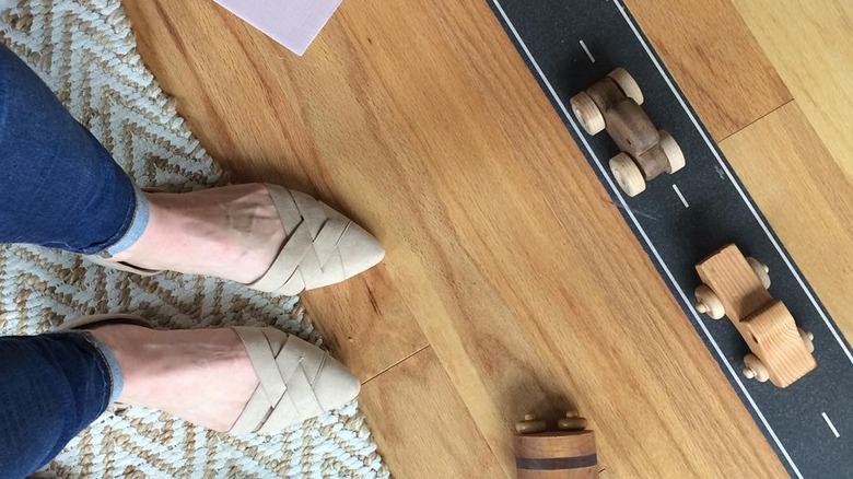 Trendy shoes with jeans