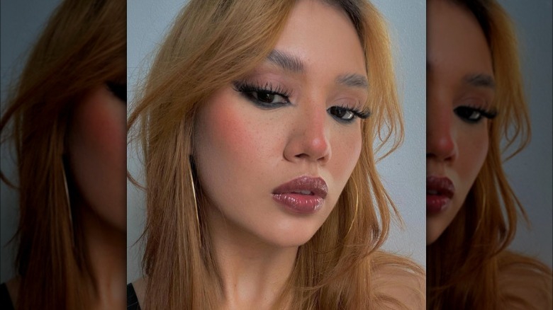 woman with gray underliner