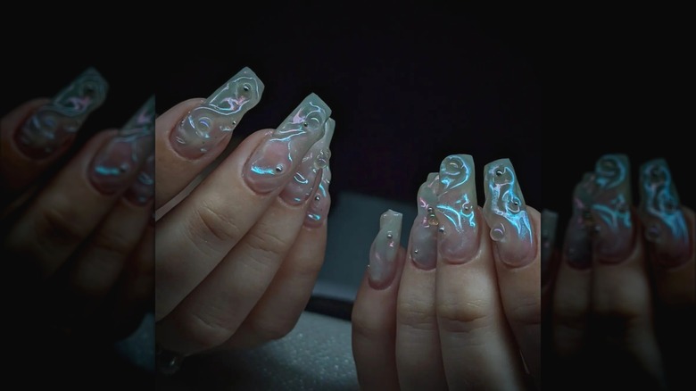 wavy watery nails