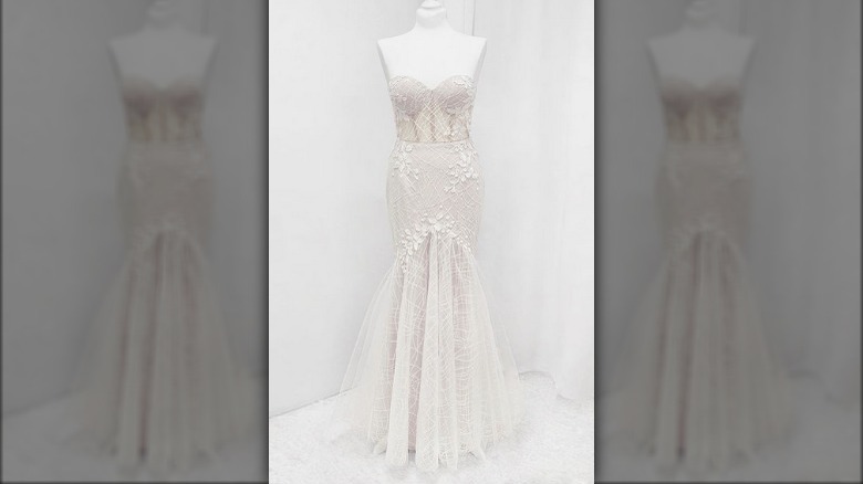 Dress with visible corset 