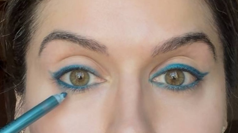 Close up of NYX Epic Wear Liner in Turquoise Storm