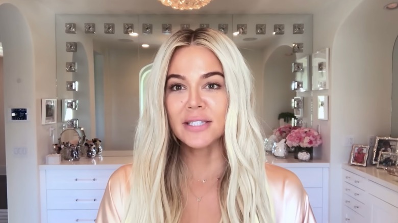 Khloé Kadrashian with no makeup.