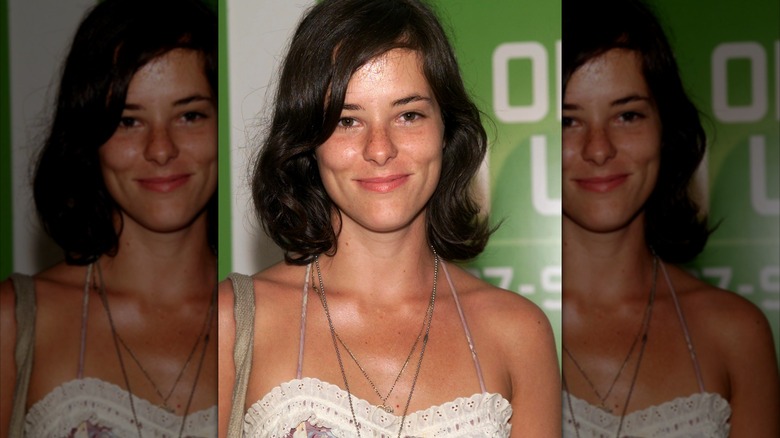 Parker Posey without makeup in 2001.