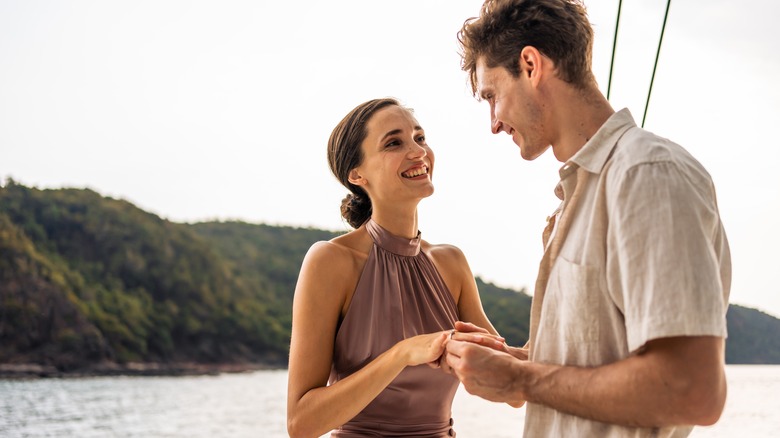 man asking woman out