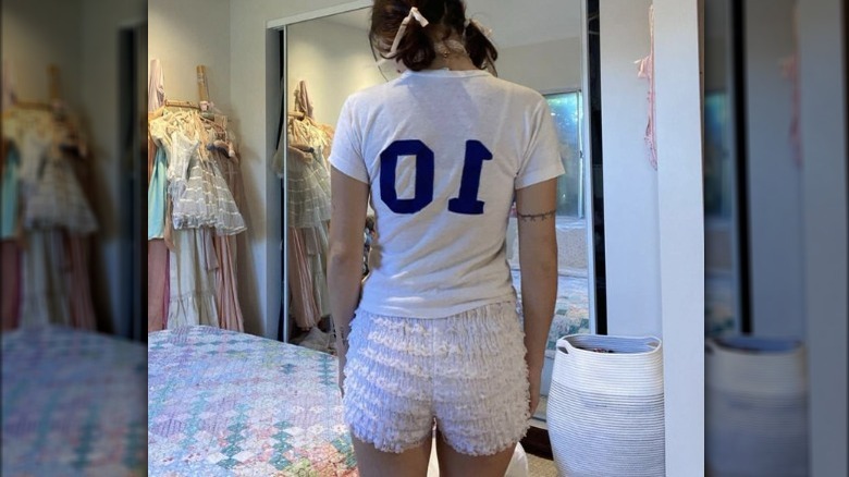 Girl white jersey frilly shorts