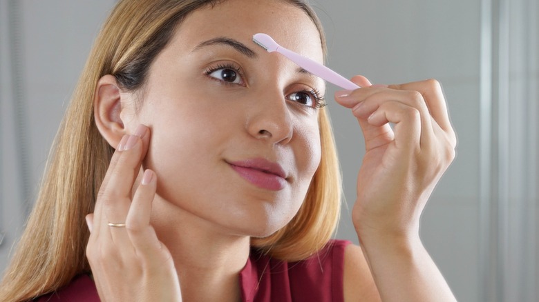 female dermaplaning at home