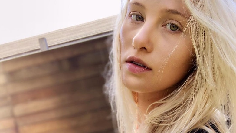 A selfie of Tomi Lahren without any makeup.