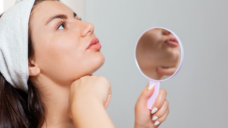 female thread lift treatment