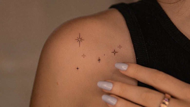 fine line shoulder tattoo