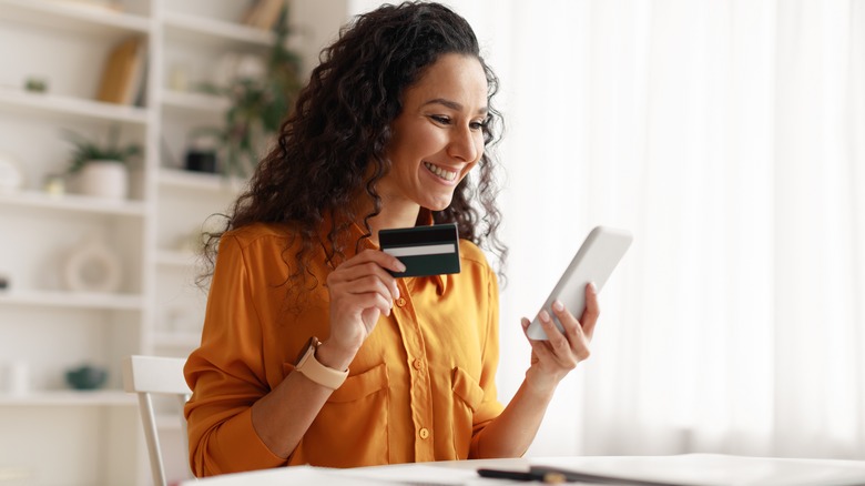 Woman shopping online