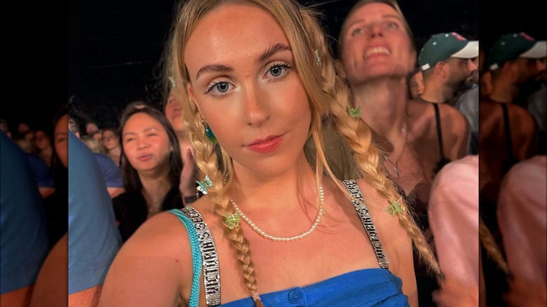 woman wearing butterfly clips in braids