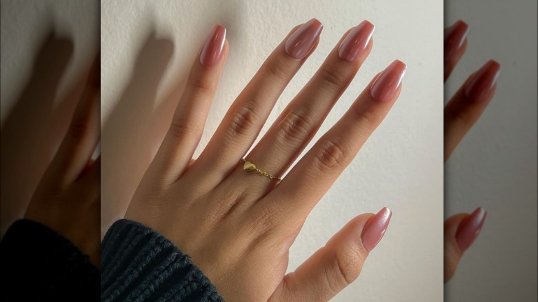 Jelly glaze champagne nails 