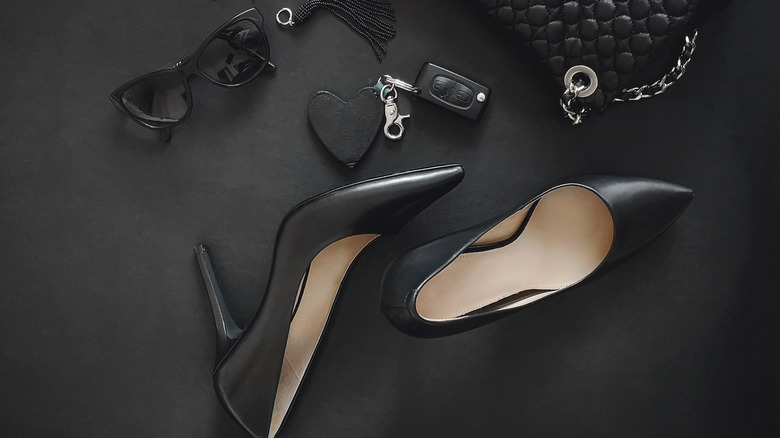 black accessories layout