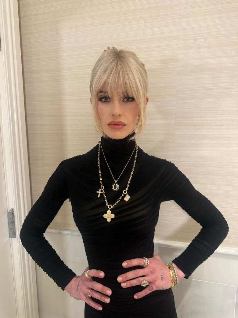 Kelly Osbourne in a black dress